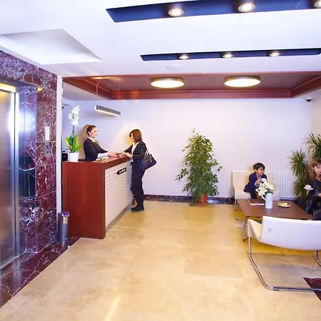 The Coach Hotel Istanbul