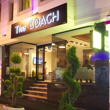 فندق The Coach *