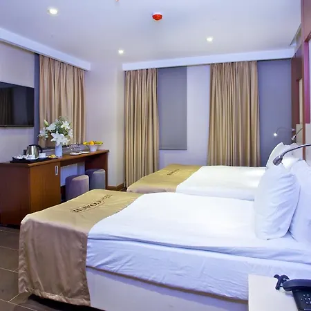 The Coach Hotel